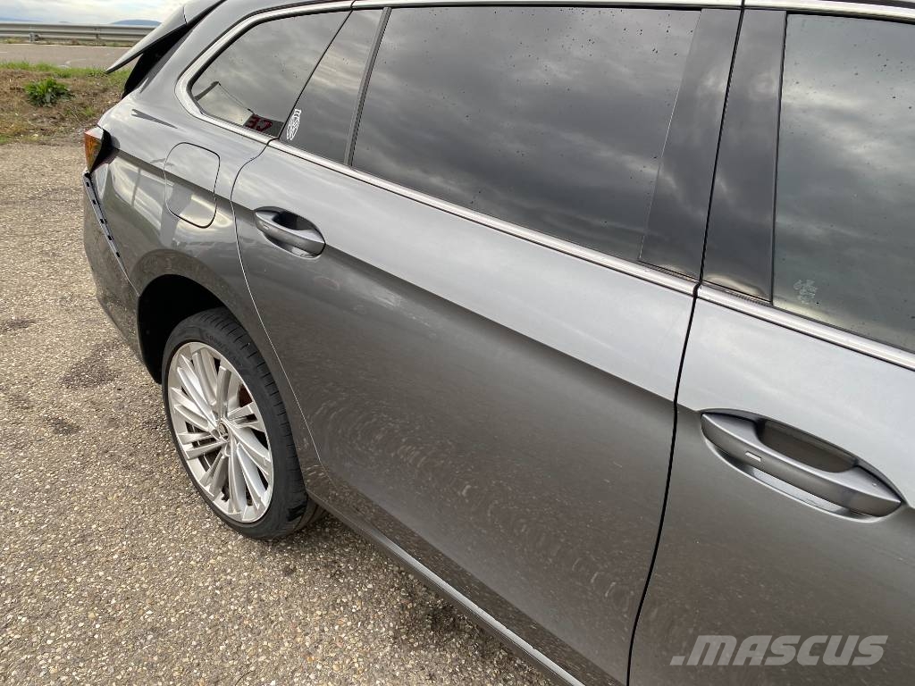 Skoda SUPERB Combi 2.0TDI 150 Dsg7 Laurin&Klement Carros Ligeiros