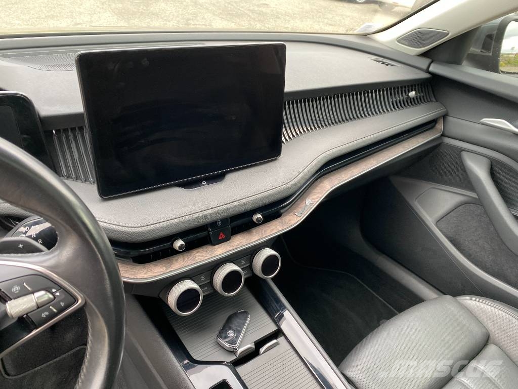 Skoda SUPERB Combi 2.0TDI 150 Dsg7 Laurin&Klement Carros Ligeiros