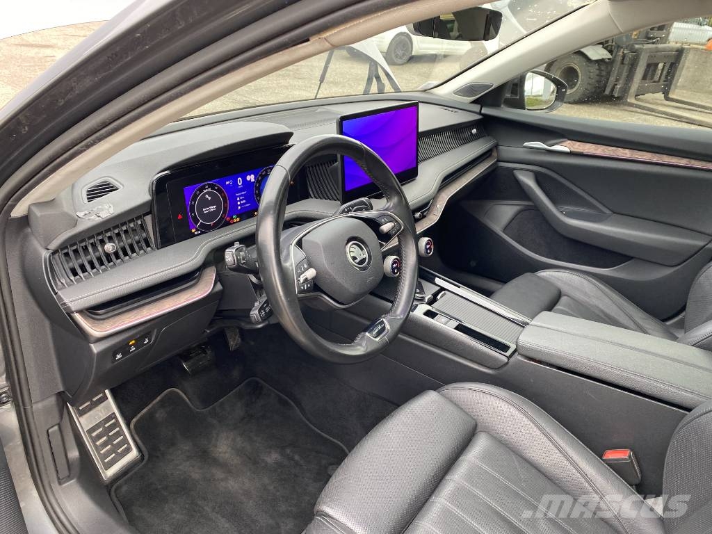 Skoda SUPERB Combi 2.0TDI 150 Dsg7 Laurin&Klement Carros Ligeiros