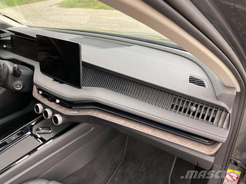 Skoda SUPERB Combi 2.0TDI 150 Dsg7 Laurin&Klement Carros Ligeiros