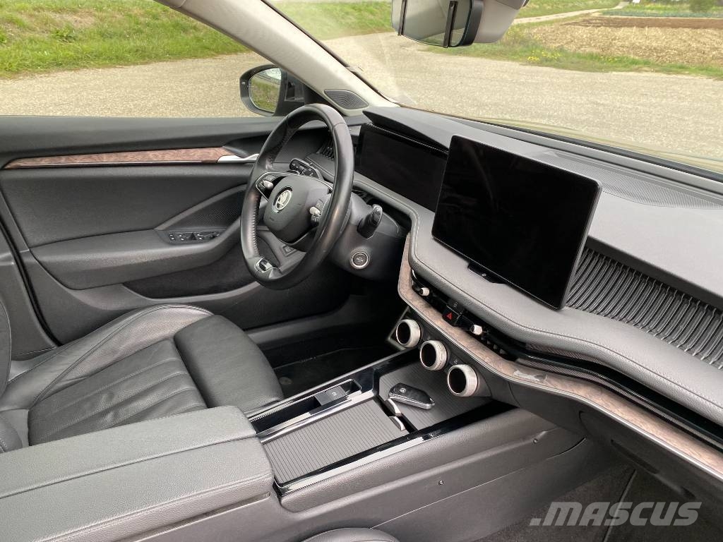 Skoda SUPERB Combi 2.0TDI 150 Dsg7 Laurin&Klement Carros Ligeiros