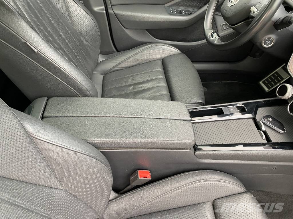 Skoda SUPERB Combi 2.0TDI 150 Dsg7 Laurin&Klement Carros Ligeiros