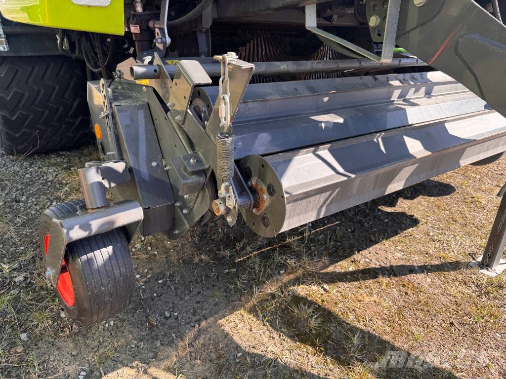 CLAAS Rollant 455 RC Uniwrap Rundbalspressar