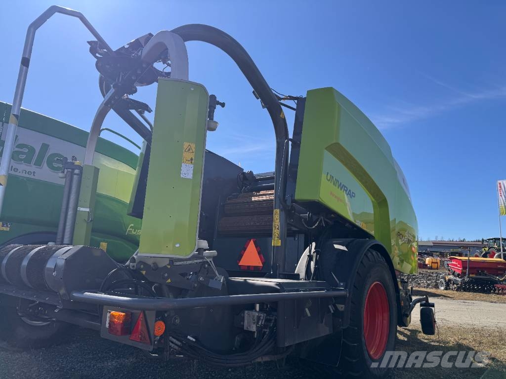 CLAAS Rollant 455 RC Uniwrap Rundbalspressar