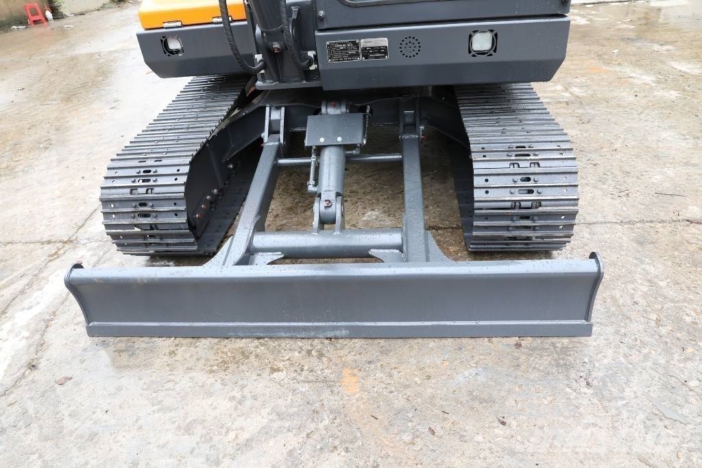 Develon DX 60 D Wielgraafmachines