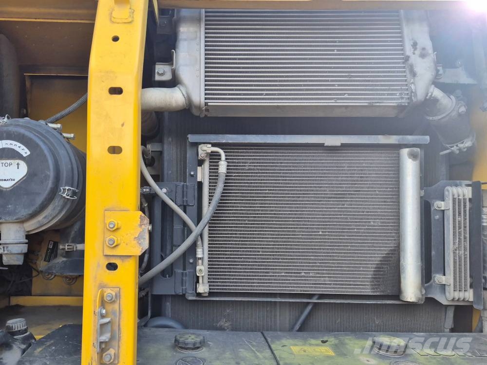 Komatsu PC 210 LC-10 Excavadoras de cadenas
