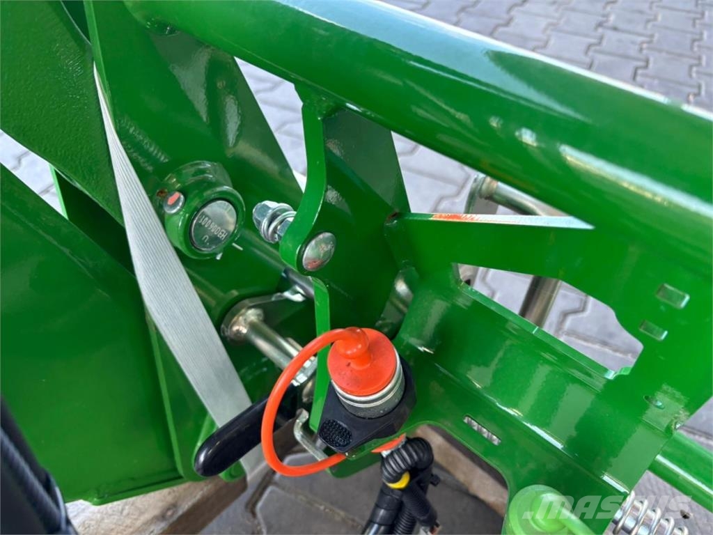 John Deere 623R ملحقات أخرى للجرارات