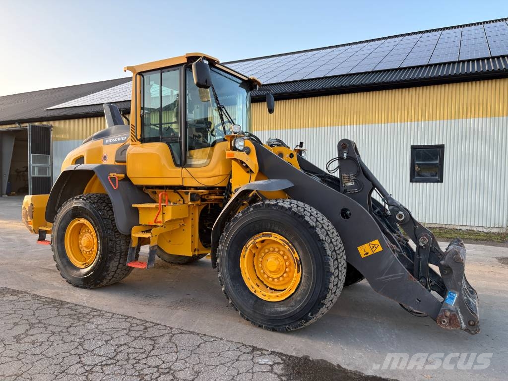 Volvo L90H lastmaskin, all utr, endast 2700 tim Wielladers