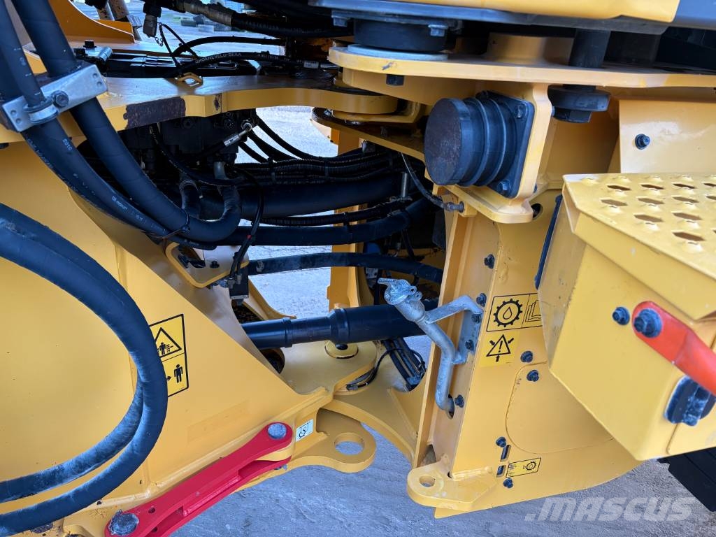 Volvo L90H lastmaskin, all utr, endast 2700 tim Wielladers