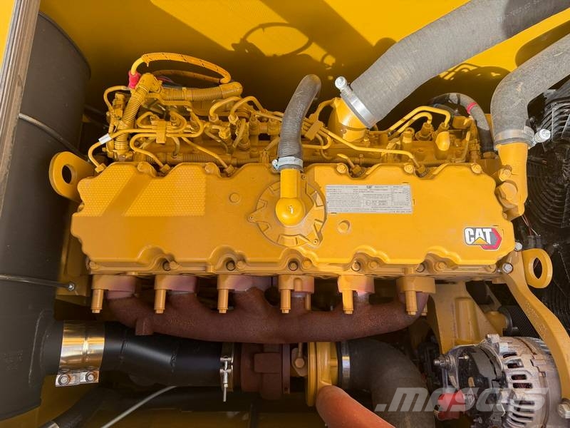CAT 330GC Next Gen - BRAND NEW / UNUSED / 2026 Model حفارات زحافة
