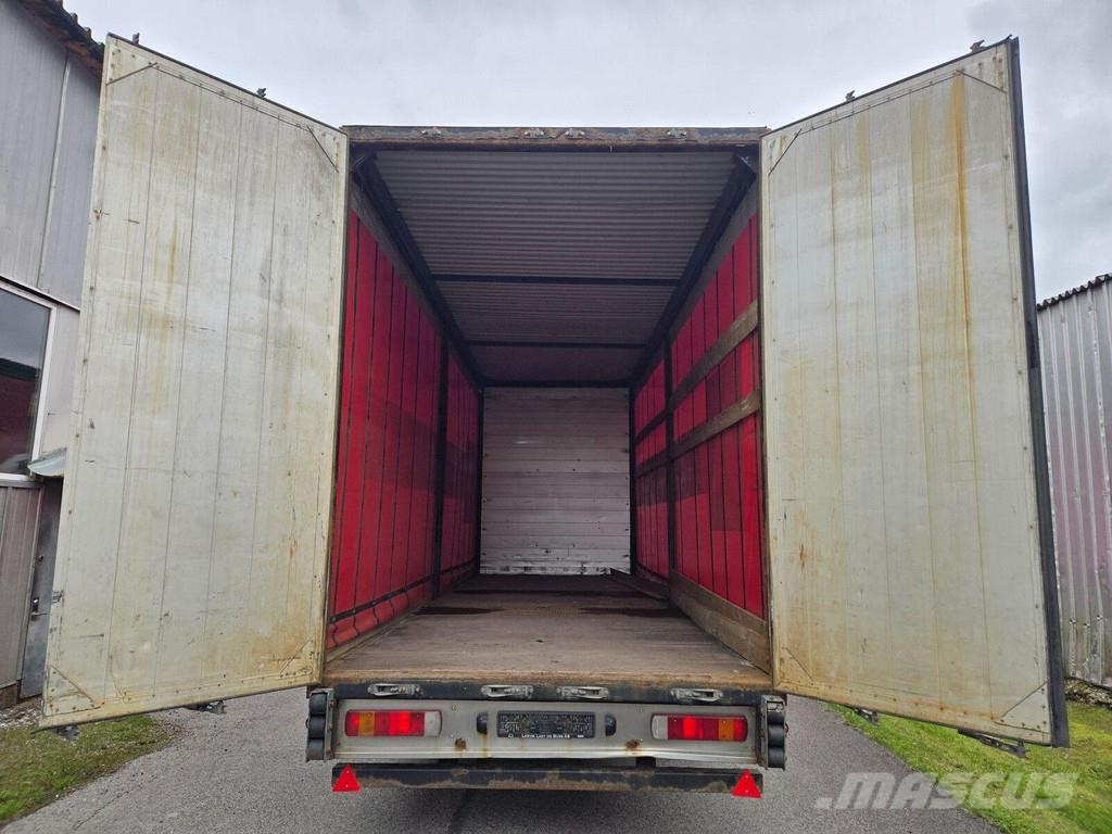 MAN TGX 26.460 6X2 + 2012 HFR TRAILER Caminhões com cortinas laterais