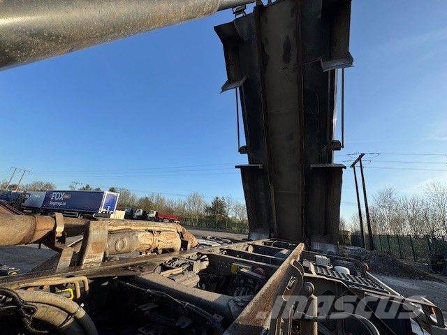 Scania FMX420 Tipper trucks