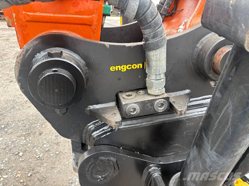 Hitachi ZX300LC-7 Bageri guseničari