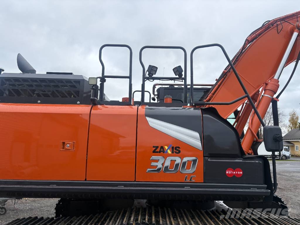 Hitachi ZX300LC-7 Bageri guseničari