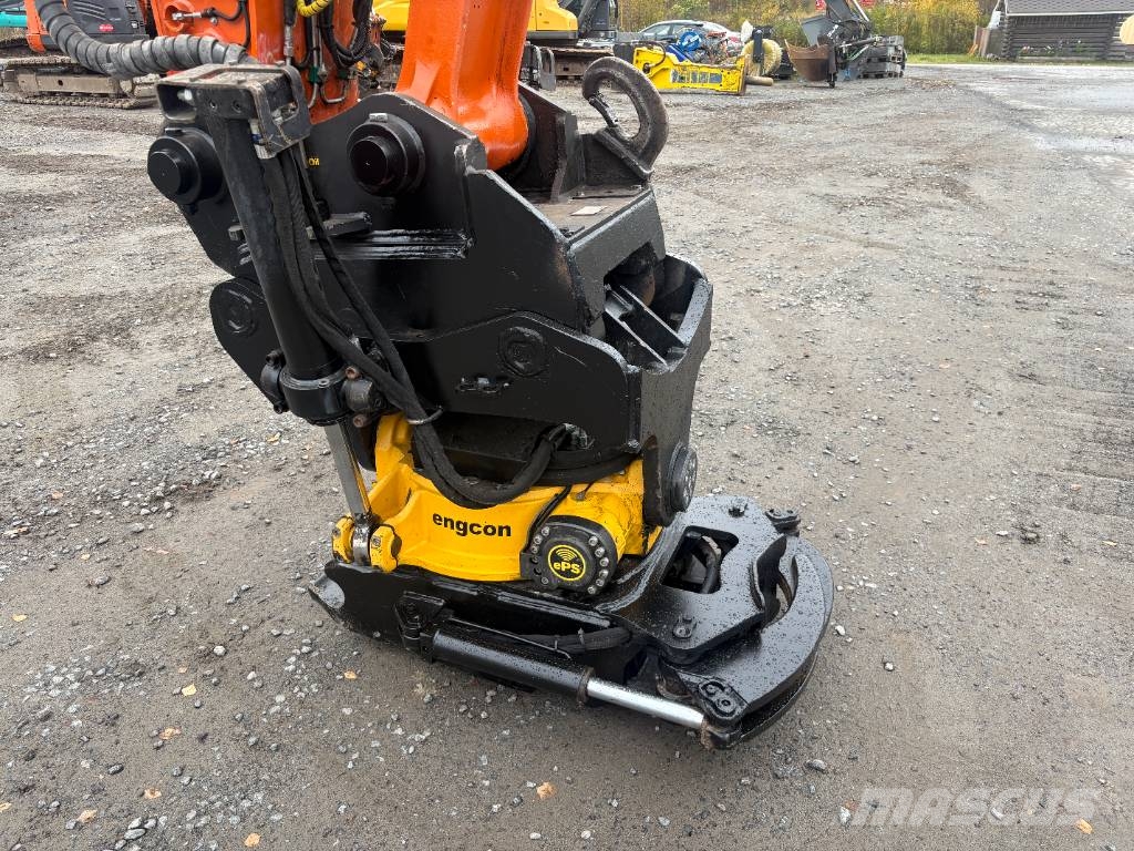 Hitachi ZX300LC-7 Bageri guseničari