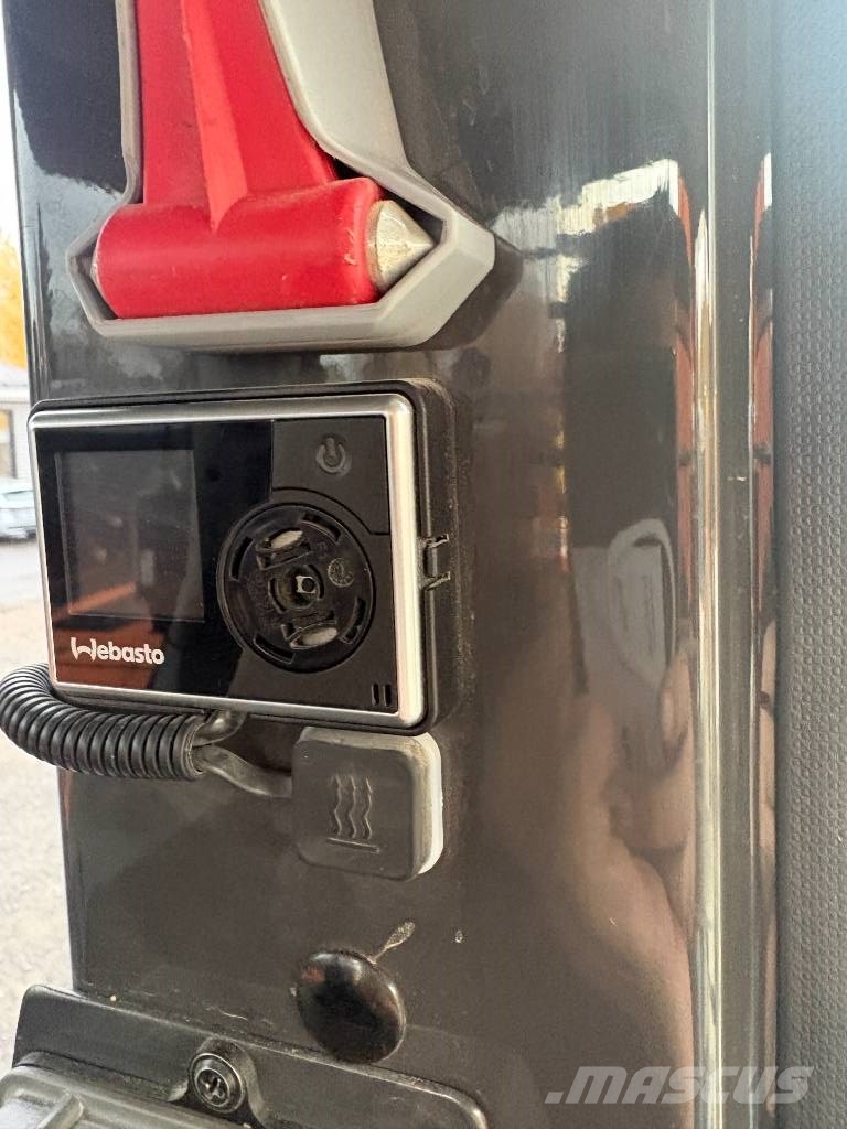 Hitachi ZX300LC-7 Bageri guseničari