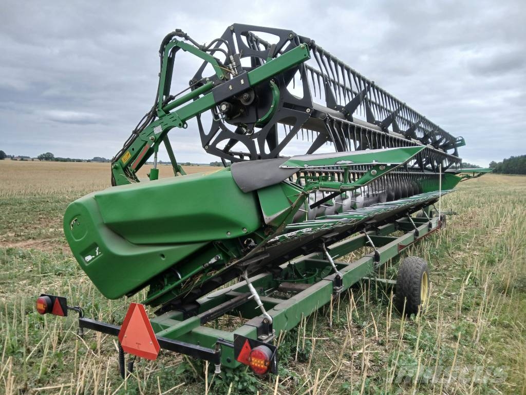 John Deere S 670 i حصادات