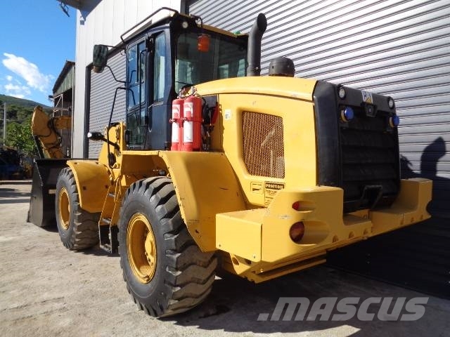 CAT 938M Колесни товарачи