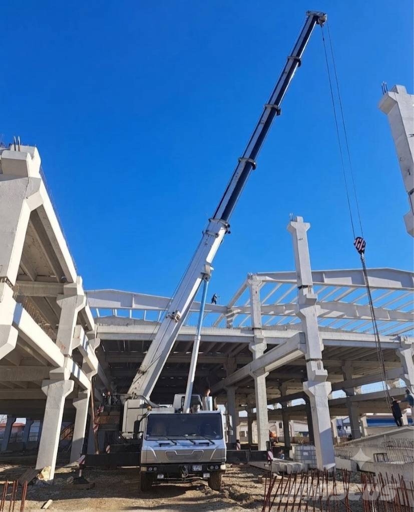Grove GMK 5100 Kranen voor alle terreinen