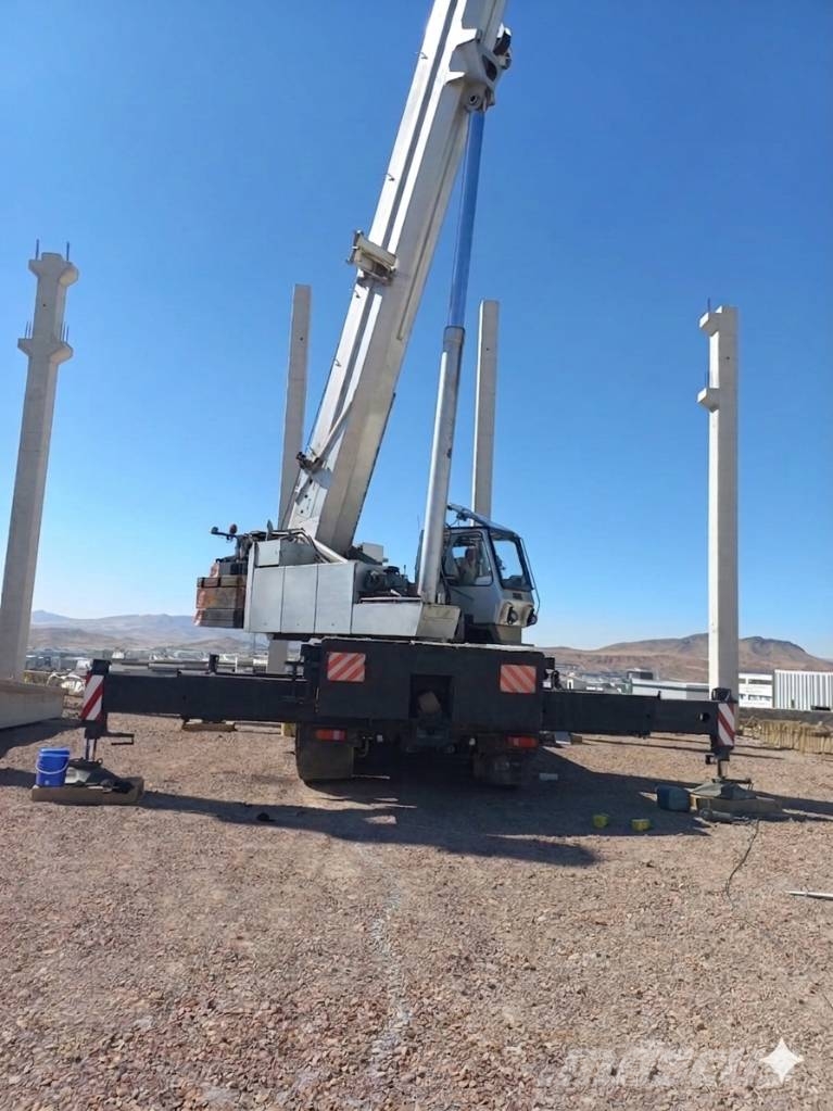 Grove GMK 5100 Kranen voor alle terreinen