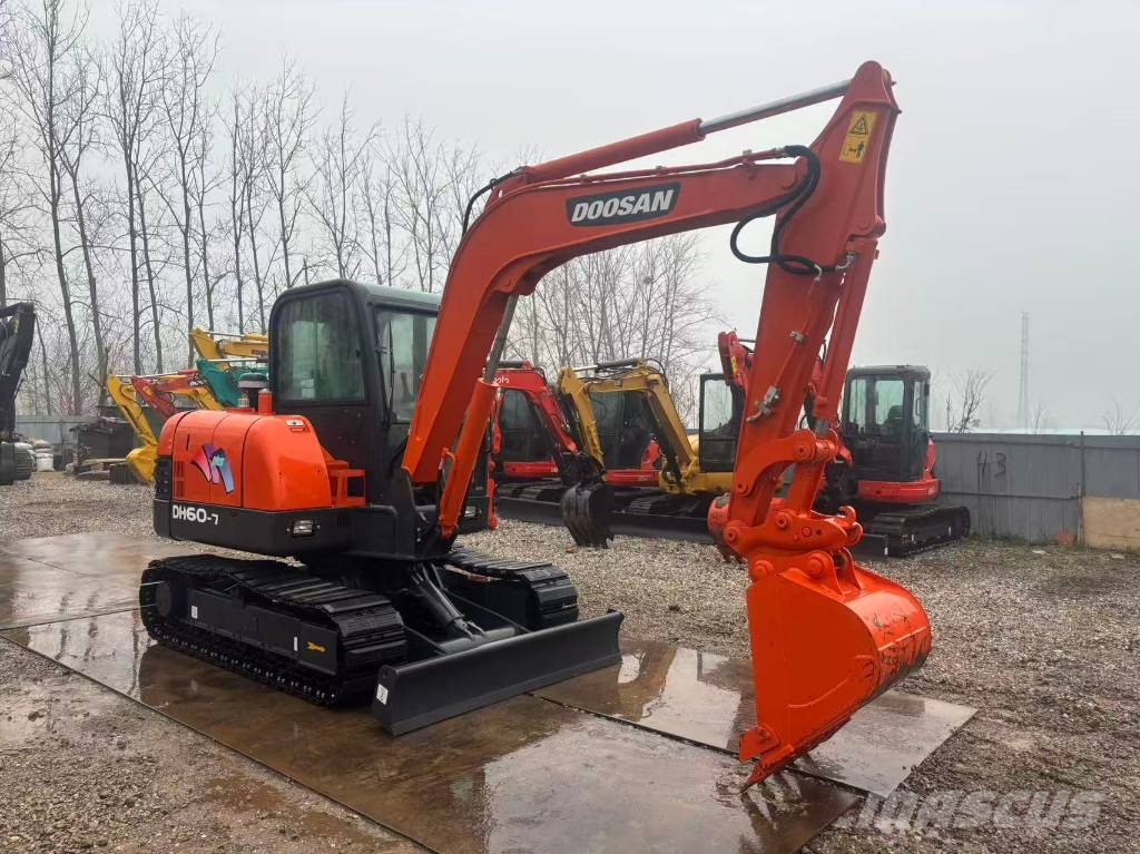 Doosan DH 60 Mini bageri < 7t