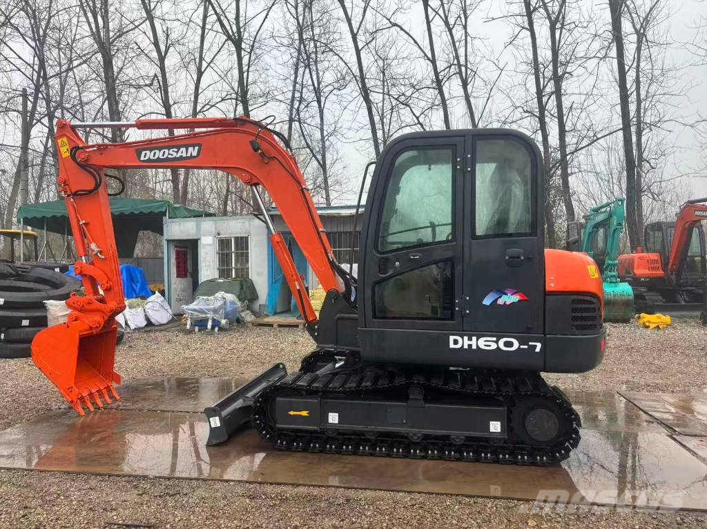 Doosan DH 60 Mini bageri < 7t