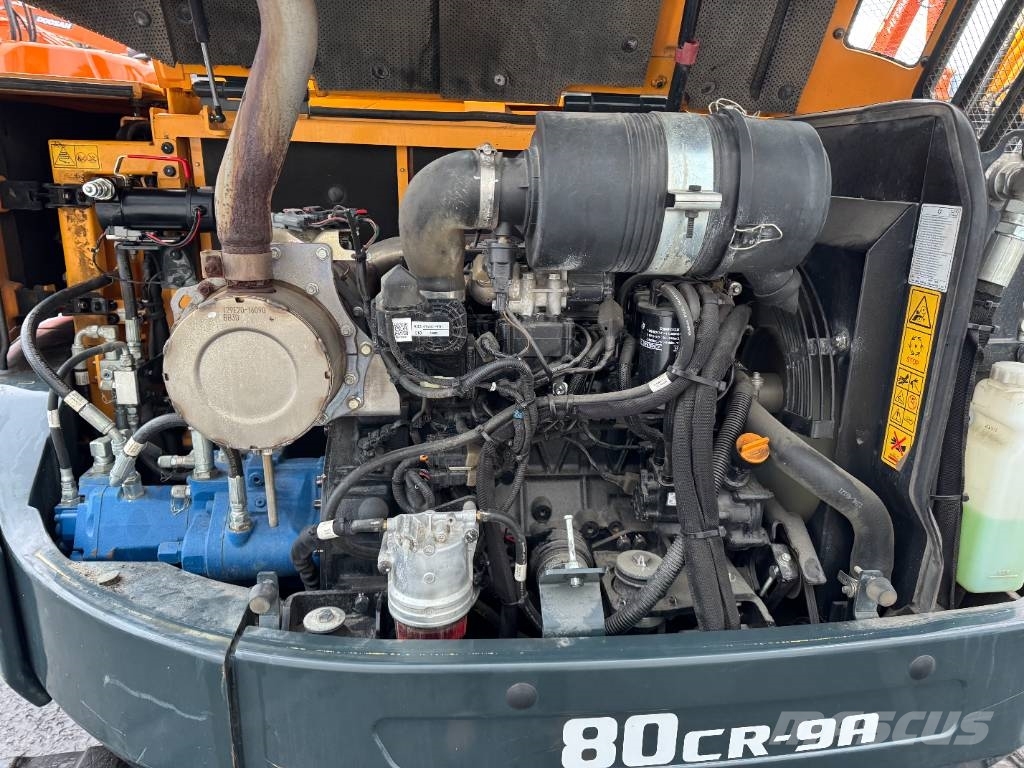 Hyundai R80CR-9A PYÖRITTÄJÄLLÄ Excavadoras 7t - 12t