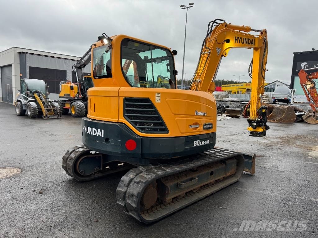 Hyundai R80CR-9A PYÖRITTÄJÄLLÄ Excavadoras 7t - 12t