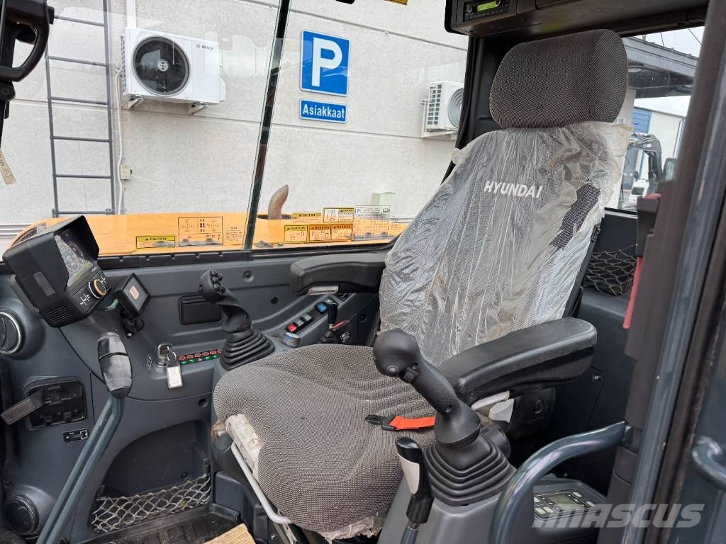 Hyundai R80CR-9A PYÖRITTÄJÄLLÄ Excavadoras 7t - 12t