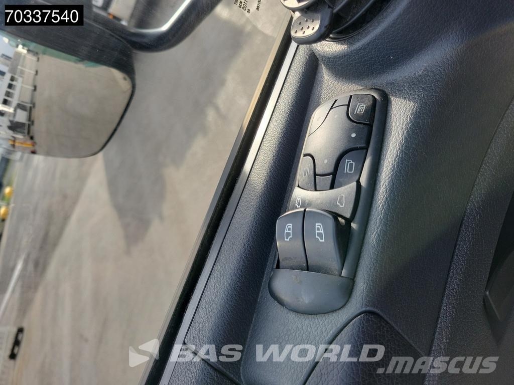 Mercedes-Benz Atego 1324 4X2 13t 6-Cylinder Euro 6 Automatic Tai Camiones caja cerrada