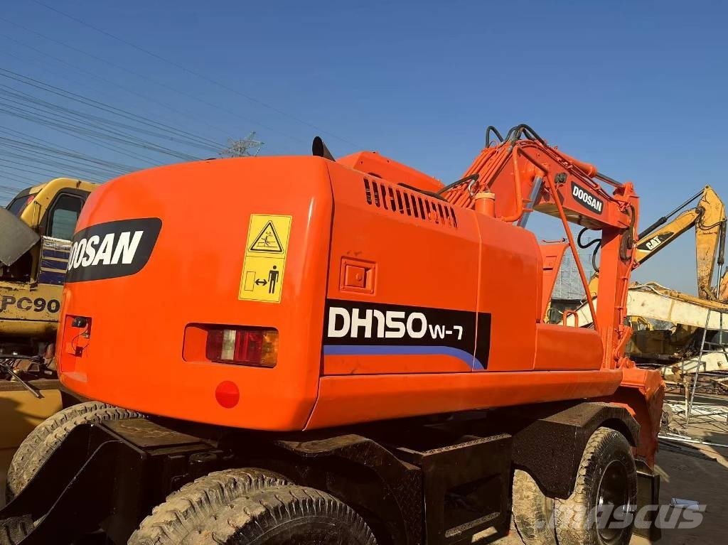 Doosan 150 W-7 Gravemaskiner på hjul