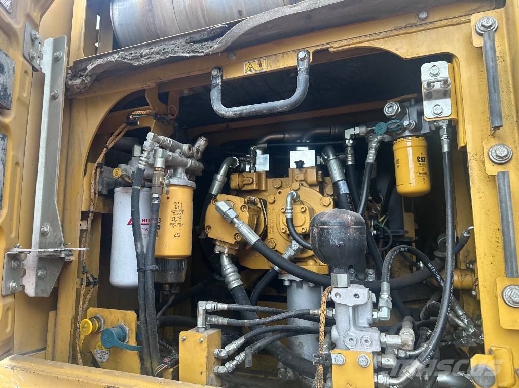 CAT 336 FL XE Gravemaskiner på larvebånd