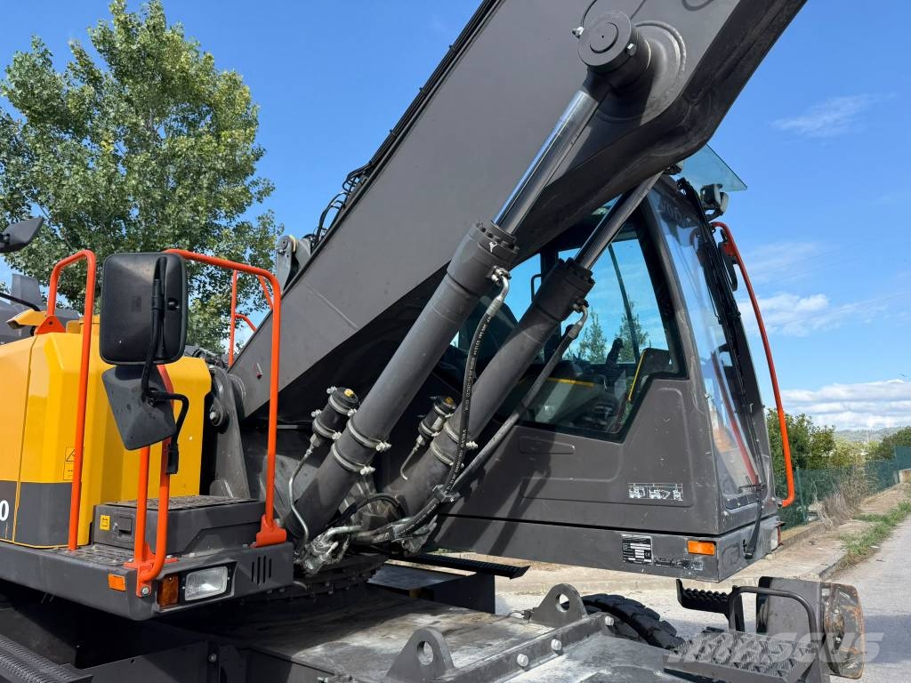 Volvo EW 240 E Hjulgrävare