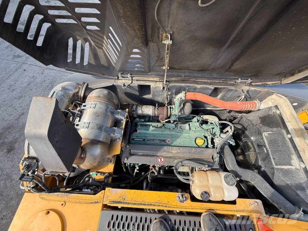 Volvo EW 240 E Hjulgrävare