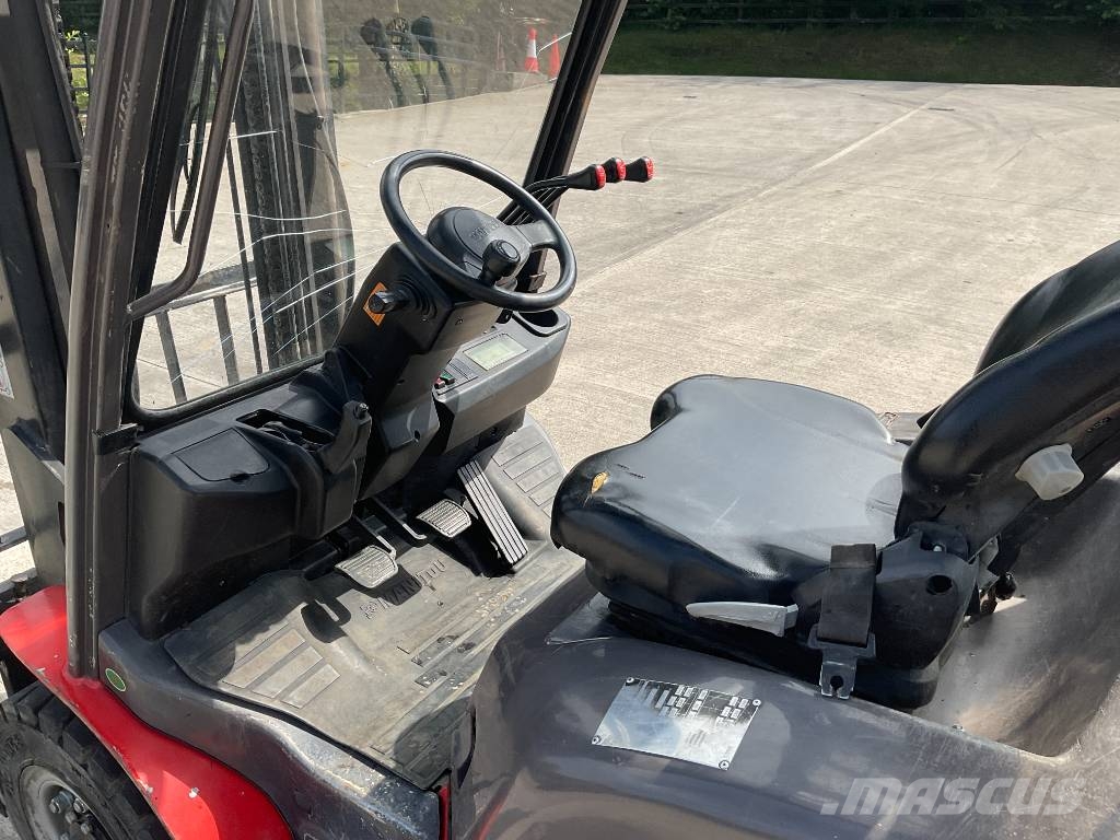 Manitou MI 25 Dieseltrukit