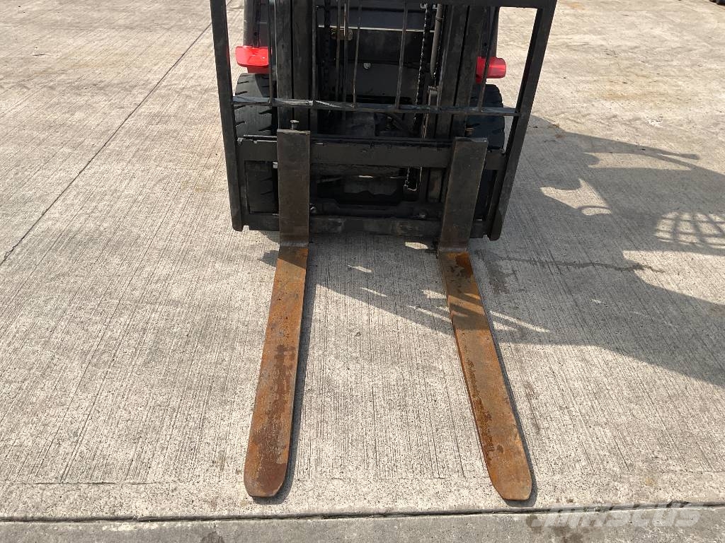 Manitou MI 25 Dieseltrukit