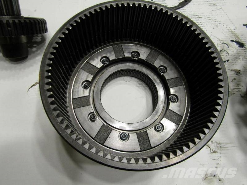 CAT M322C Front reduction Transmisija