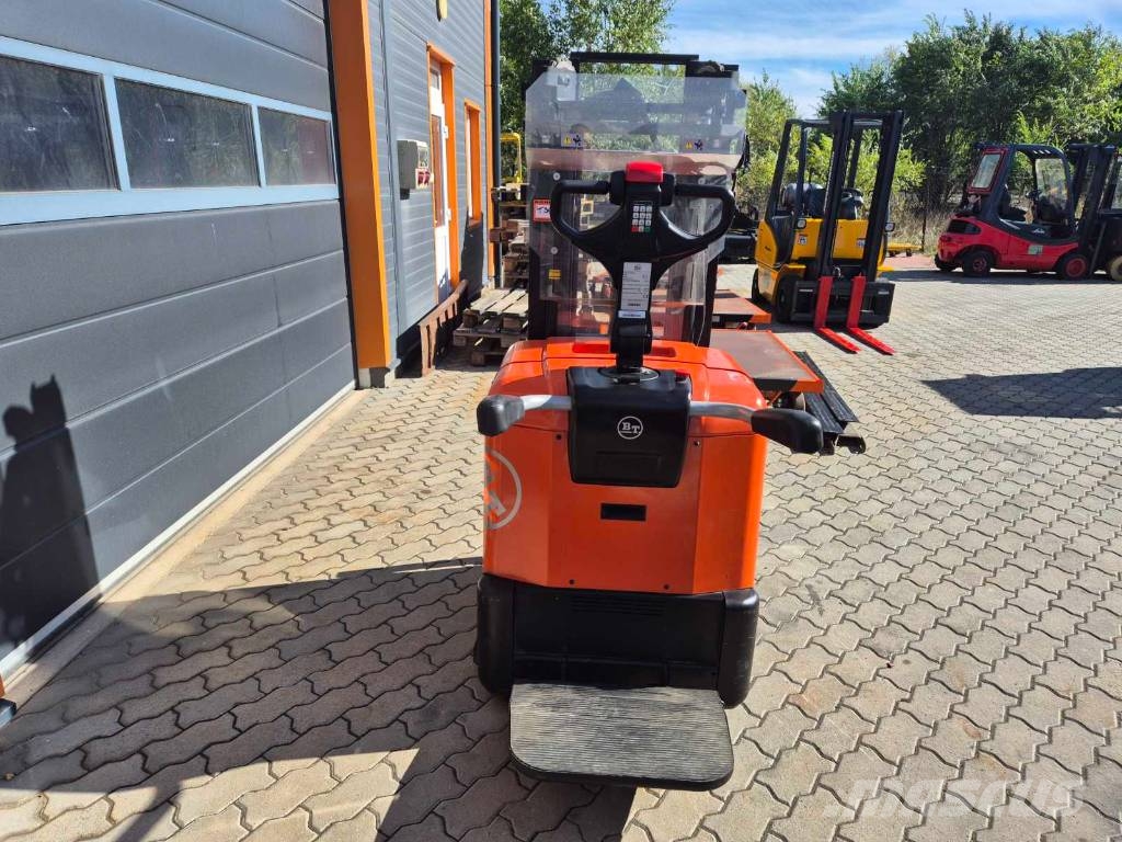 BT SPE 125 Elektromos gyalogkíséretű targoncák