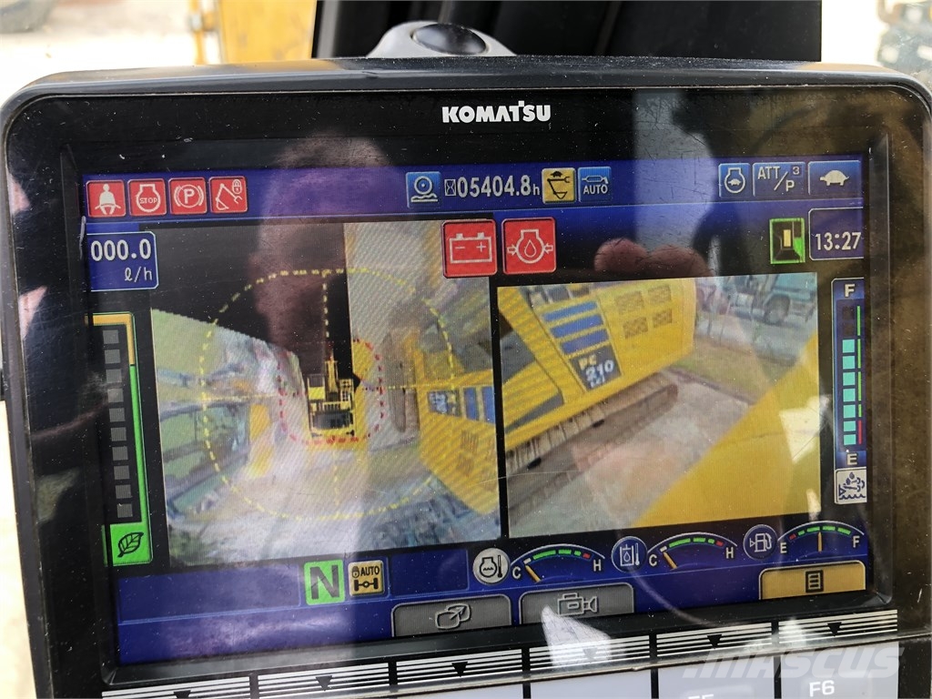 Komatsu PW 180-11 Gumikerekes kotrók