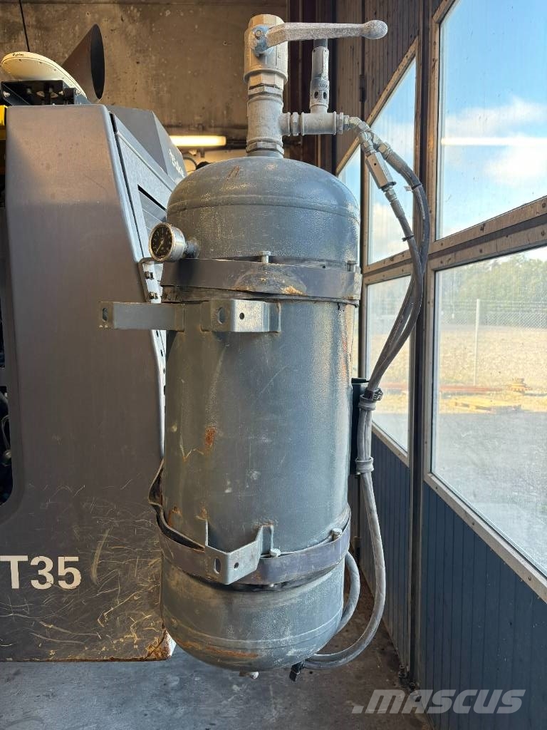 Epiroc FlexiROC T35R-01 Vertikaalsed puurmasinad