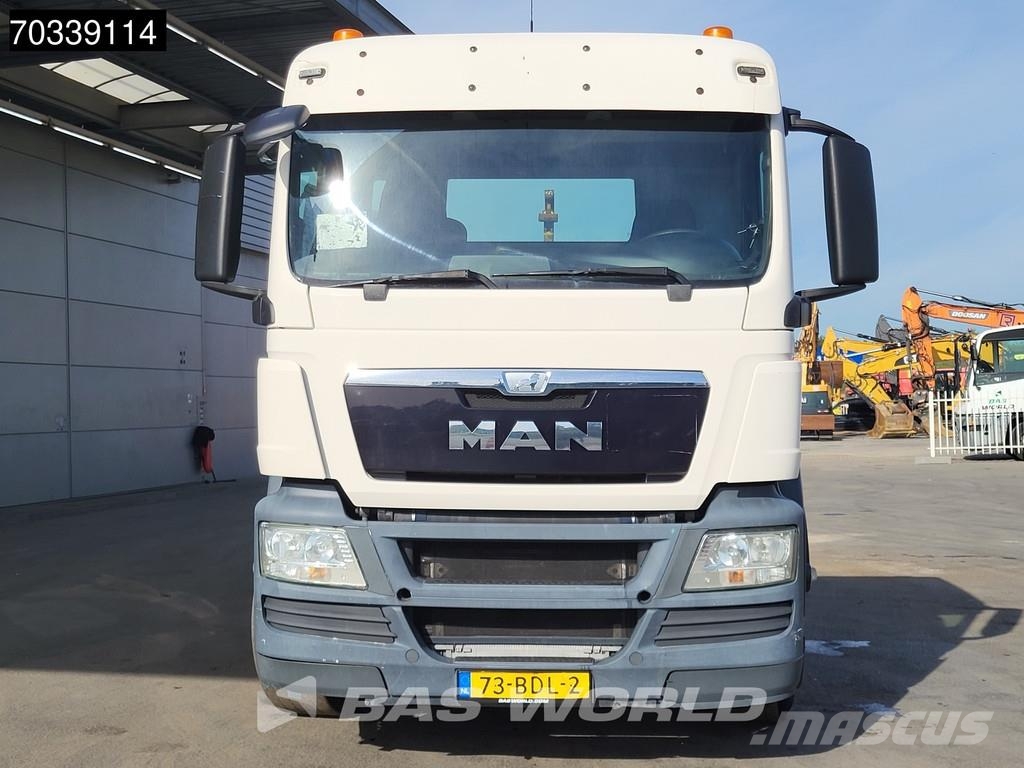 MAN TGS 35.400 8X4 NL-truck APK HYVA 26-60S Lift+steer Vrachtwagen met containersysteem