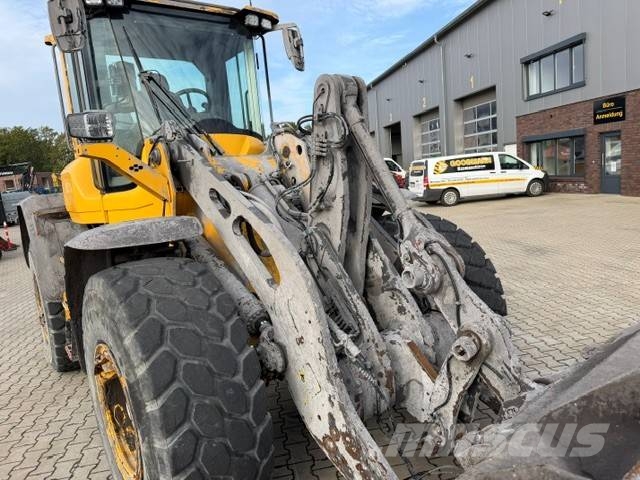Volvo L 90 H Iekrāvēji uz riteņiem