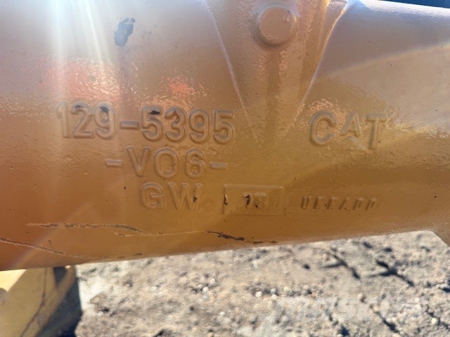 CAT 966 G USED AXLES محور العجلة