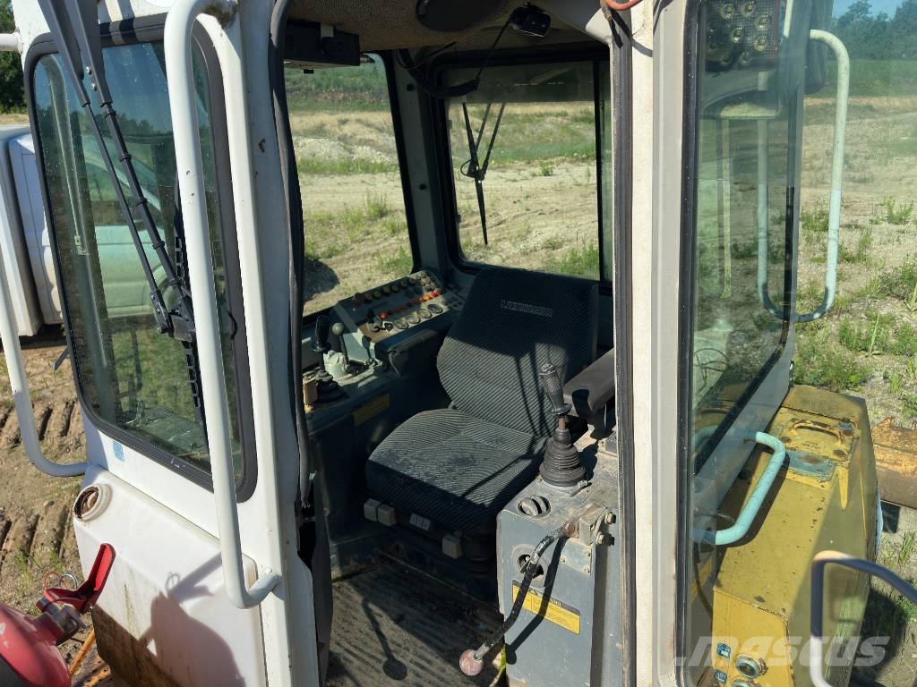 Liebherr 722 Buldooserid