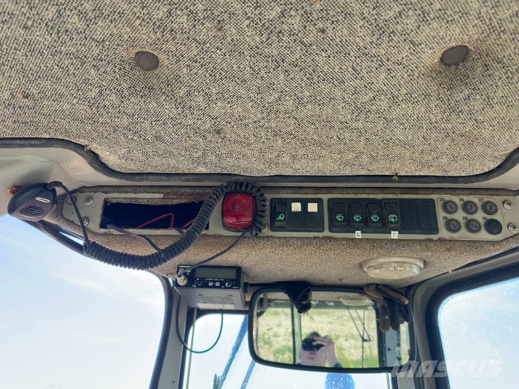 Liebherr 722 Buldooserid