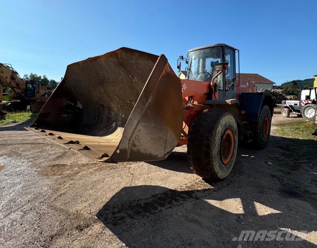 Hitachi LX 210 E Kolesni nakladalci