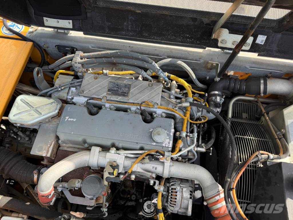 Liebherr A 916 Litronic حفارات بعجل