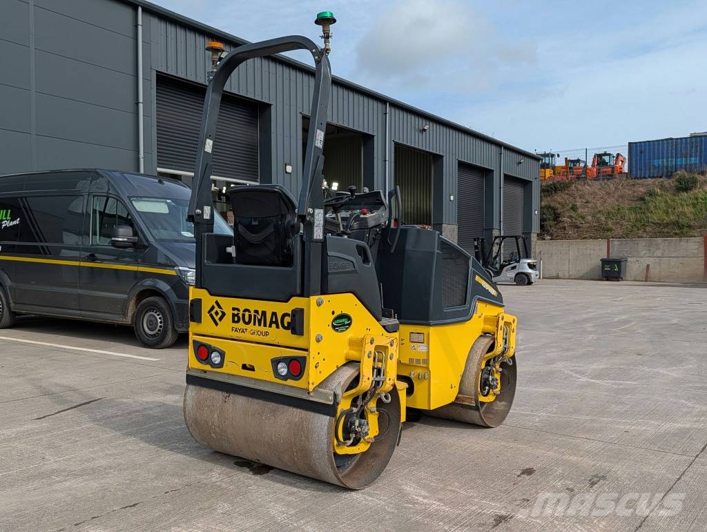 Bomag BW 120 AD-5 Rodillos de doble tambor