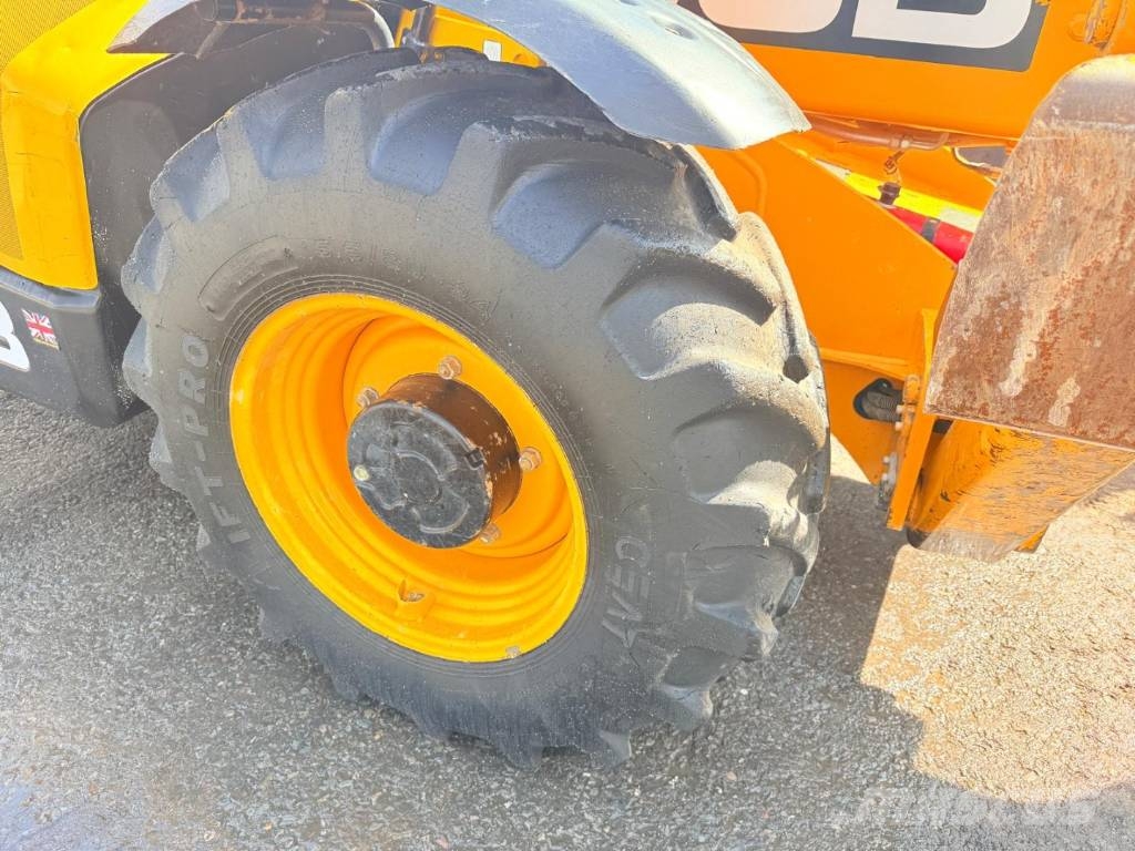 JCB 540-140 Телескопични товарачи