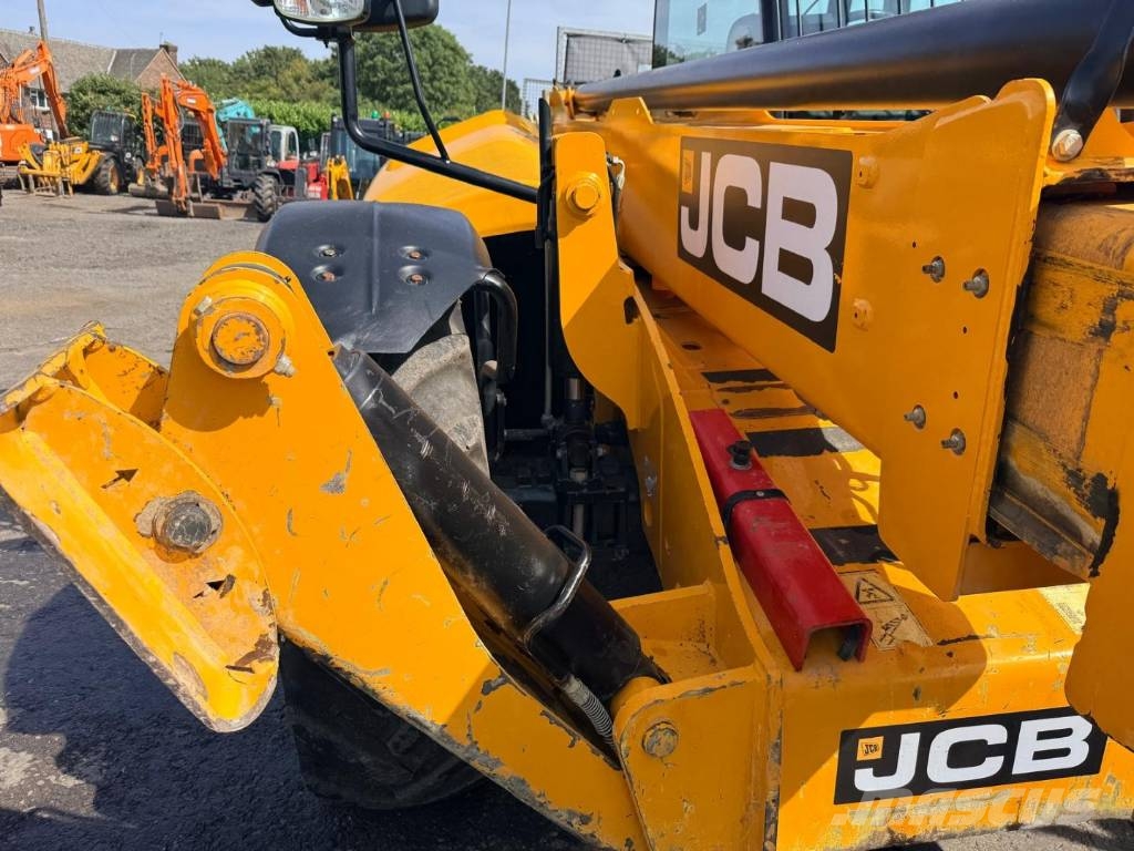 JCB 540-140 Teleskopiniai krautuvai